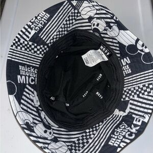 Neff Classic Disney Mickey Mouse, Black Bucket Hat